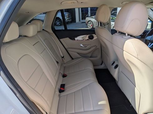 Certified 2022 Mercedes-Benz GLC 300 4MATIC image 18