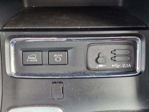 Used 2022 Subaru Ascent Premium w/ Convenience Package image 22