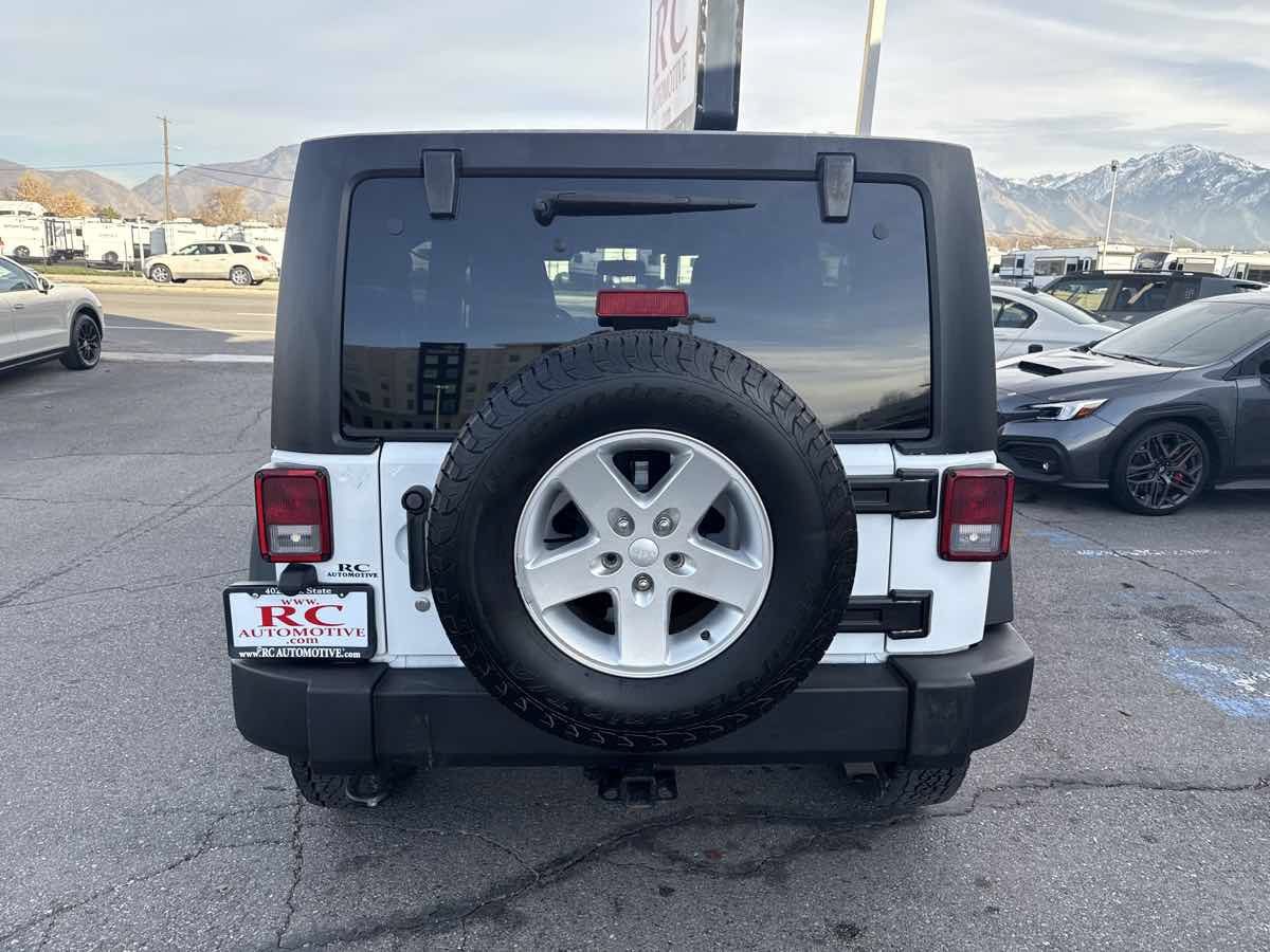 Used 2015 Jeep Wrangler Unlimited Sport w/ Quick Order Package 24S AWD/4WD image 7