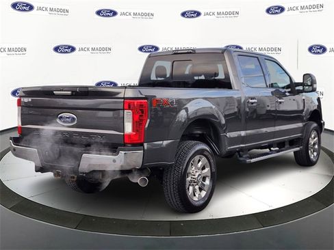 Certified 2019 Ford F250 Lariat w/ Chrome Package image 5