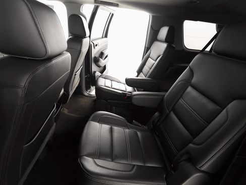 Used 2017 GMC Yukon XL Denali w/ Open Road Package image 16