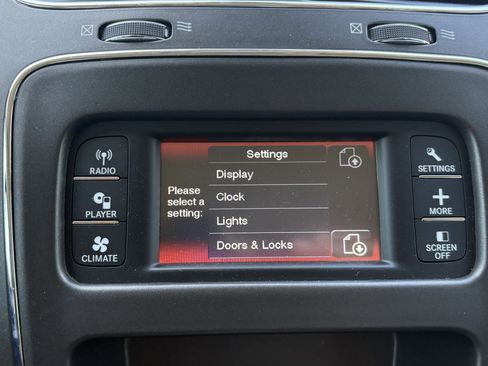 Used 2017 Dodge Journey SE FWD image 26
