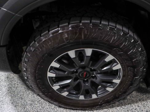 Used 2021 Nissan Titan PRO-4X w/ Pro-4x Utility Package image 11