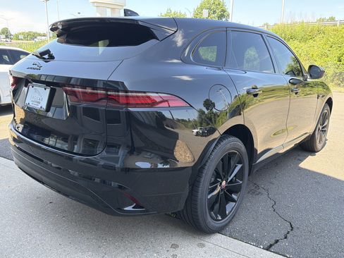 Used 2023 Jaguar F-PACE S AWD/4WD image 4