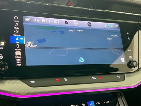 Used 2024 Jeep Wagoneer Launch Edition image 13