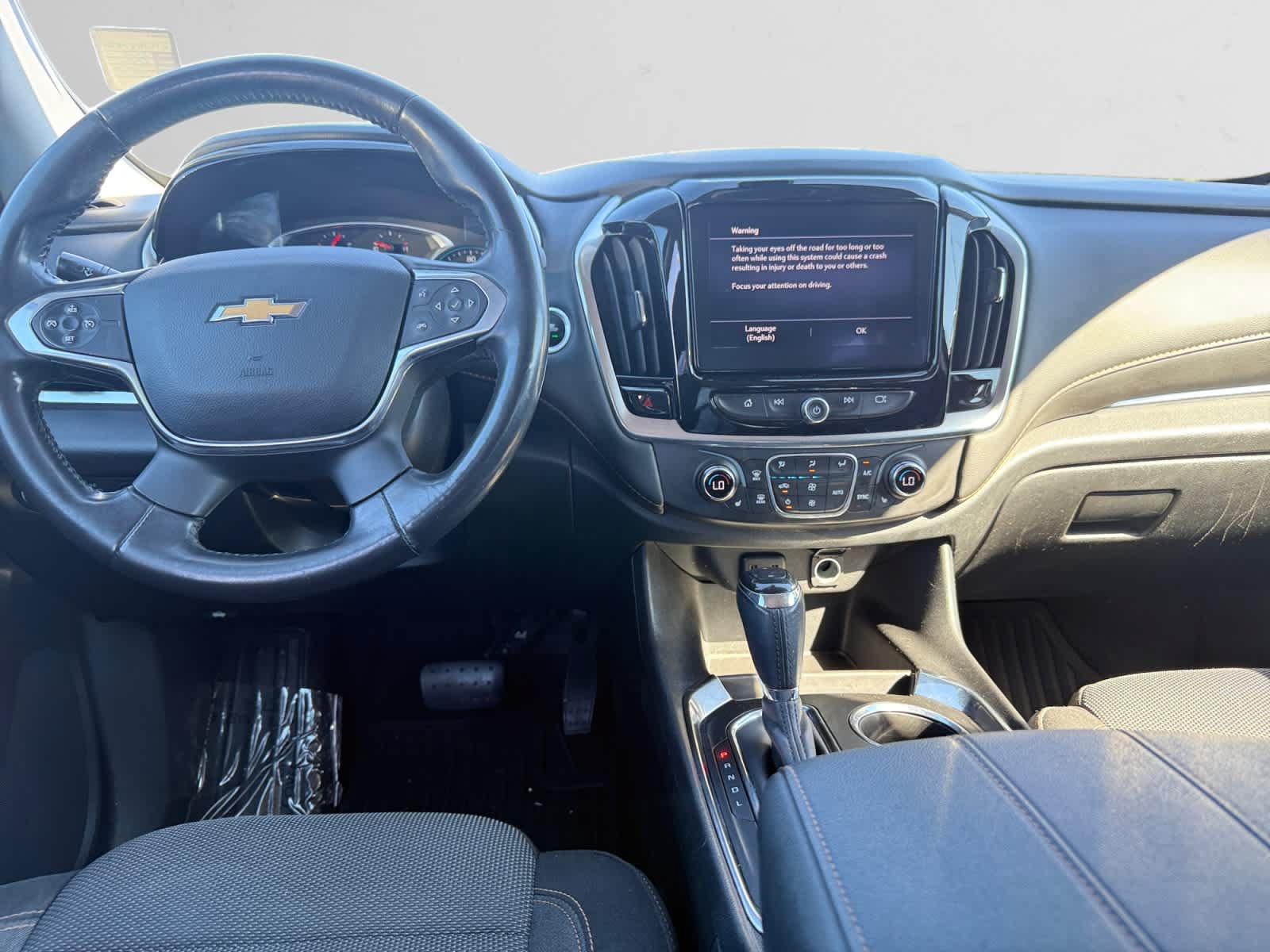 Used 2020 Chevrolet Traverse LT FWD image 10