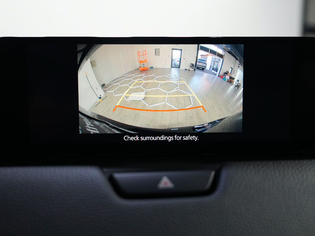 Used 2024 MAZDA CX-90 3.3 Turbo w/ Preferred Package AWD/4WD image 19