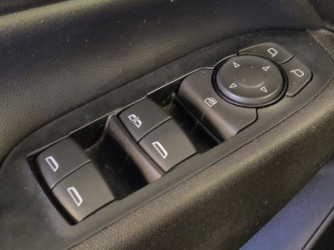 Used 2019 Chevrolet Equinox LT FWD image 27