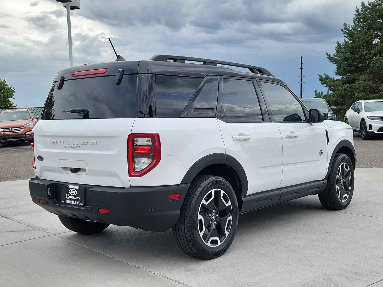Used 2023 Ford Bronco Sport Outer Banks w/ Tech Package AWD/4WD image 5