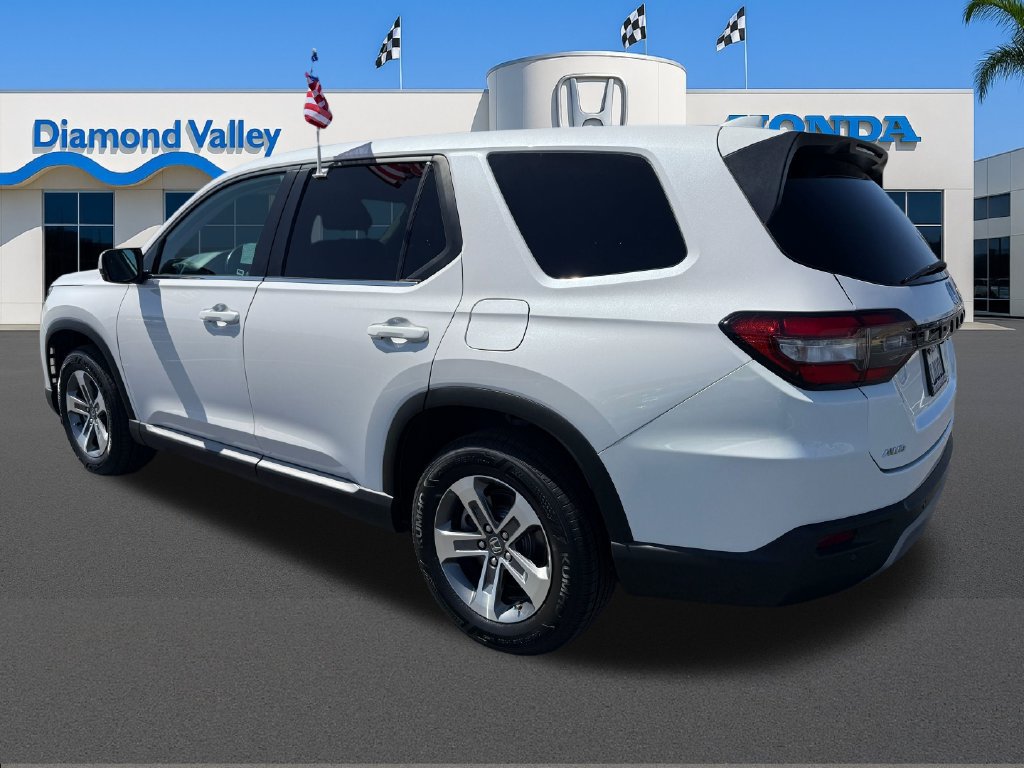 Used 2024 Honda Pilot EX-L image 4