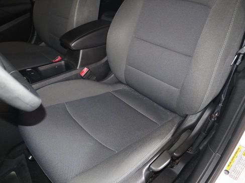 Used 2018 Chevrolet Cruze LT w/ Redline Edition image 9