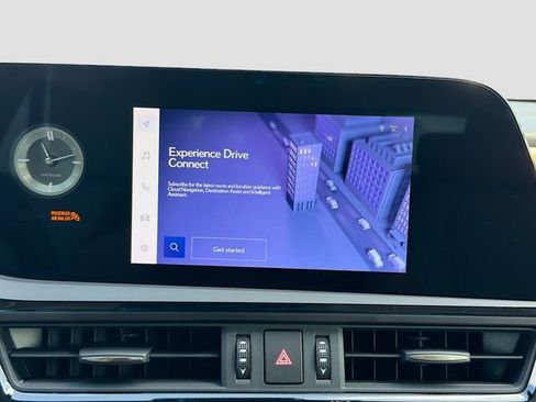 Used 2024 Lexus ES 350 w/ Premium Package image 32