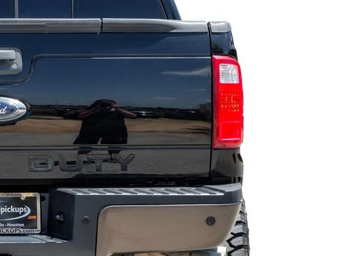 Used 2016 Ford F250 King Ranch w/ FX4 Off-Road Package AWD/4WD image 51