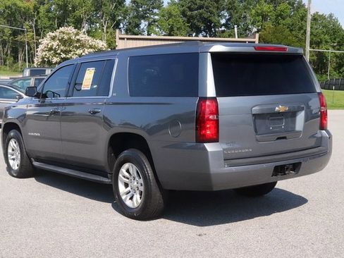 Used 2019 Chevrolet Suburban LT image 5