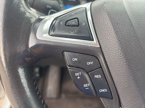 Used 2014 Ford Fusion SE w/ Equipment Group 202A image 11