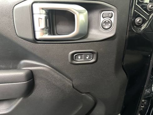 New 2026 Jeep Gladiator Mojave w/ Safety Group AWD/4WD image 30