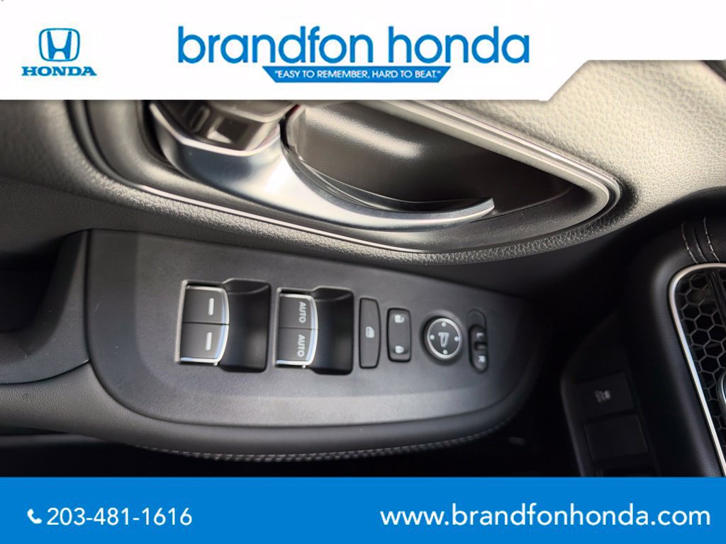 Used 2026 Honda HR-V EX-L image 13