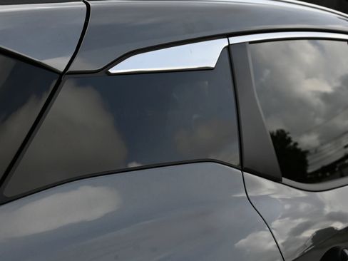 Used 2026 Nissan Kicks SV w/ Cold Weather Package image 8