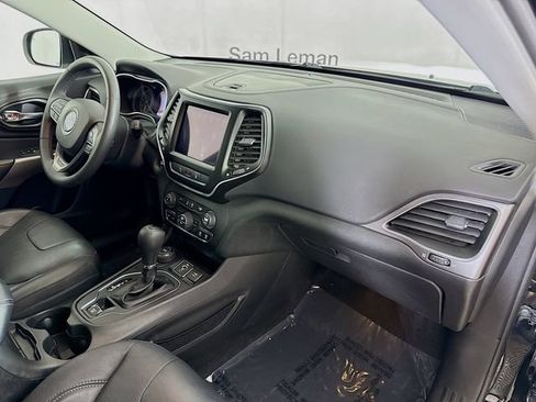 Used 2021 Jeep Cherokee Latitude Lux w/ Comfort/Convenience Group AWD/4WD image 26