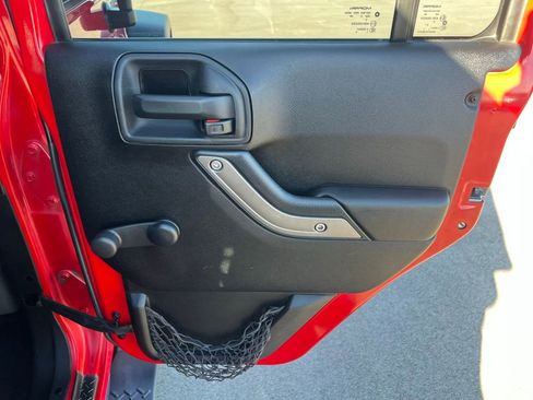 Used 2014 Jeep Wrangler Unlimited Sport image 24