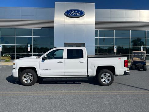 Used 2018 Chevrolet Silverado 1500 LT w/ All Star Edition AWD/4WD image 1