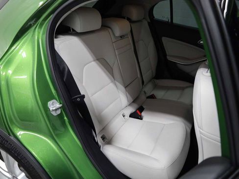 Used 2017 Mercedes-Benz GLA 250 image 33