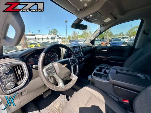 Used 2019 Chevrolet Silverado 1500 LT w/ All-Star Edition AWD/4WD image 15