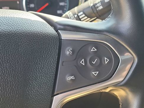 Used 2023 Chevrolet Traverse LT AWD/4WD image 16