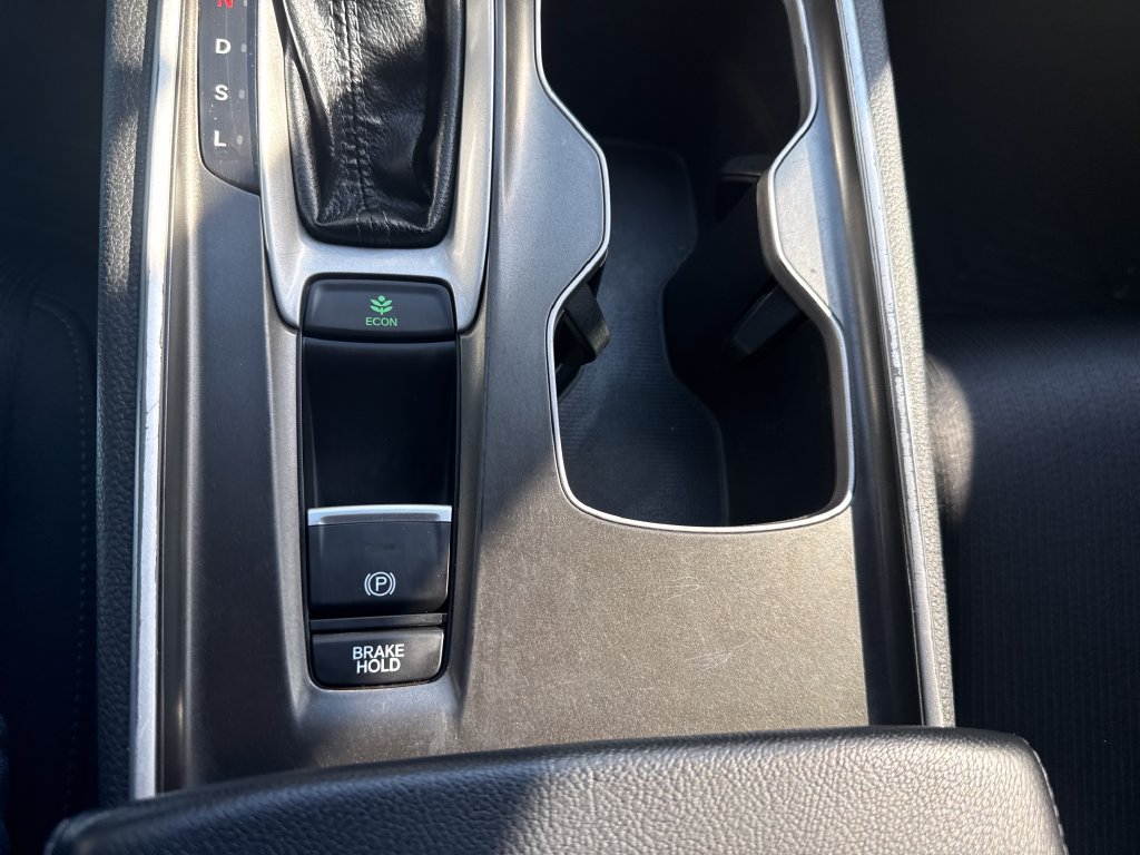 Used 2018 Honda Accord LX image 27