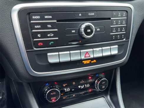 Used 2020 Mercedes-Benz GLA 250 image 27