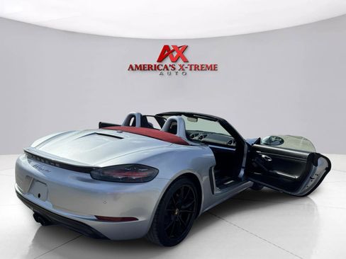 Used 2018 Porsche 718 Boxster RWD image 51