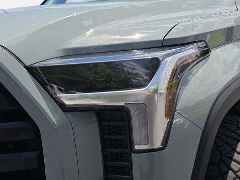 Used 2024 Toyota Tundra SR5 w/ SR5 Convenience Package AWD/4WD image 29