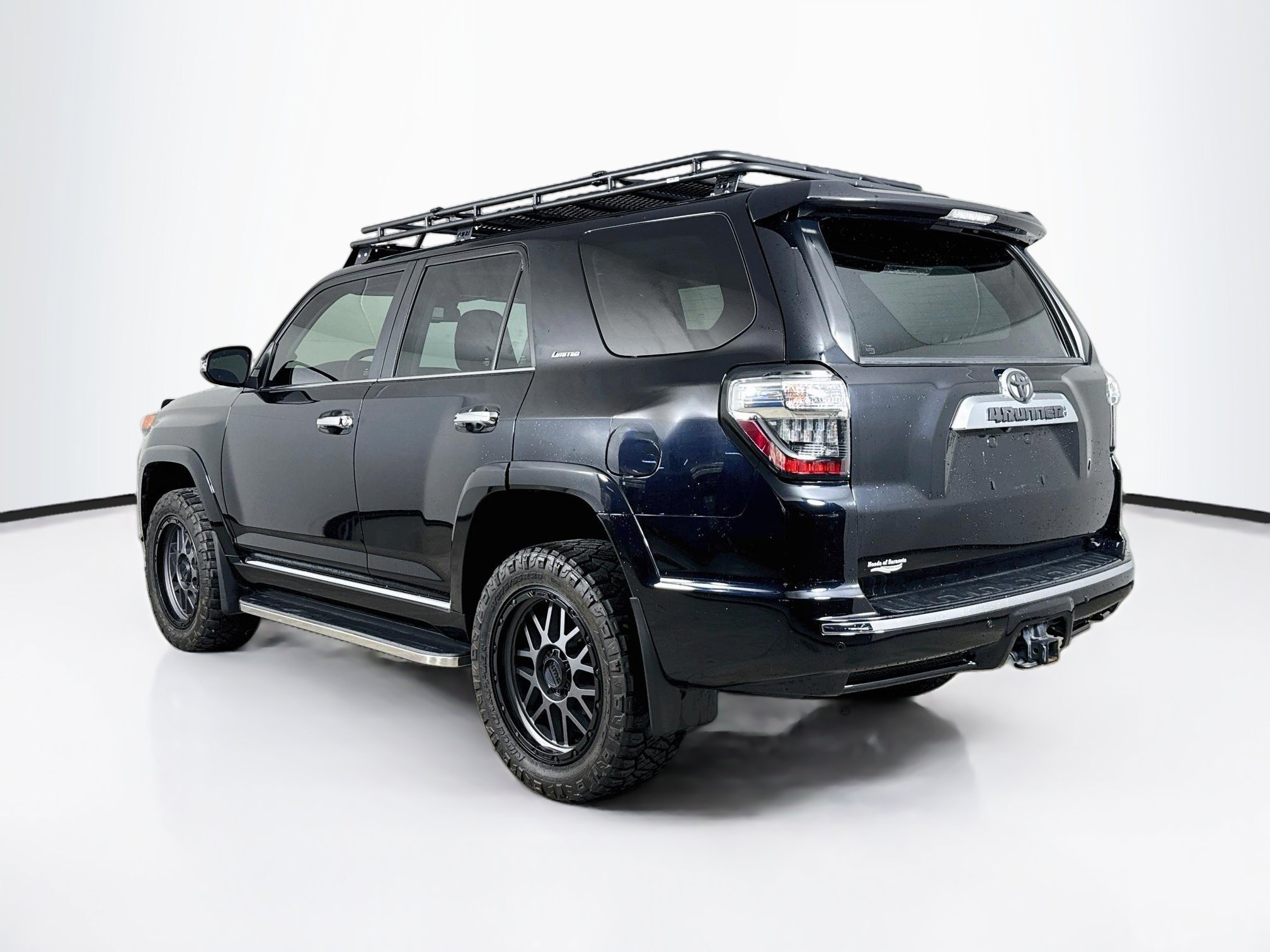 Used 2022 Toyota 4Runner Limited AWD/4WD image 31