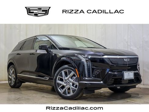New 2026 Cadillac Optiq Luxury 2 image 1