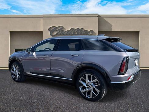 New 2026 Cadillac Optiq Luxury 1 image 5
