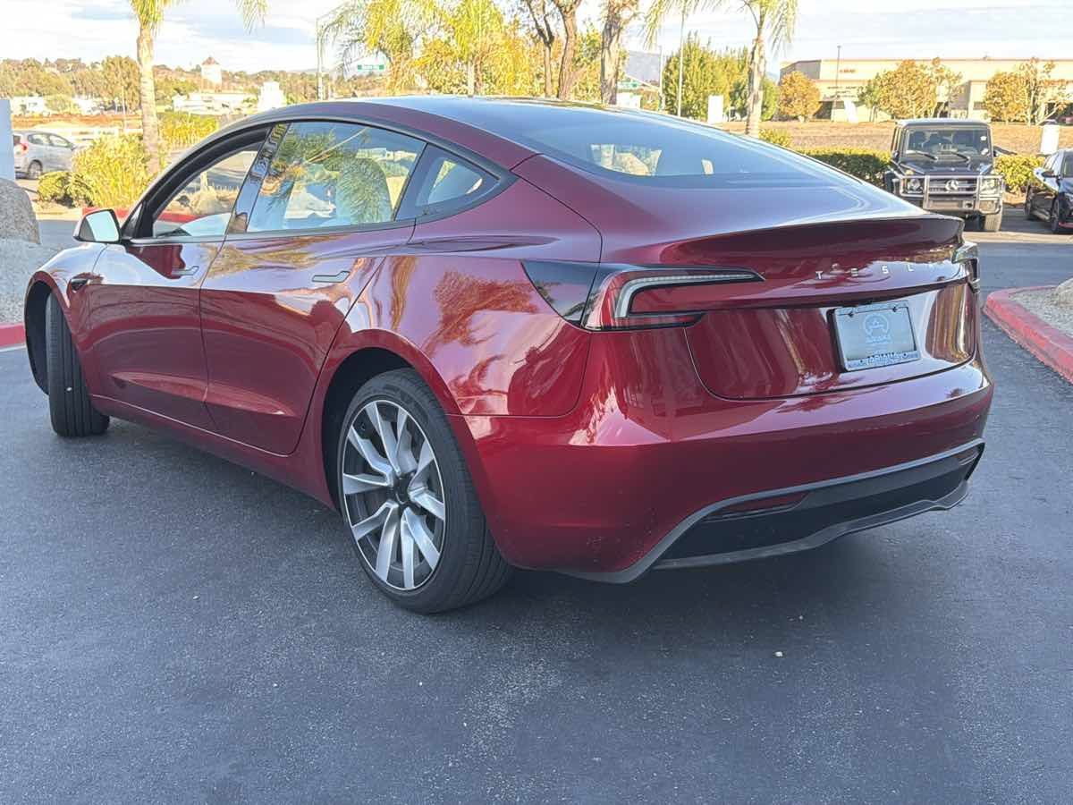 Used 2024 Tesla Model 3 Long Range RWD image 11