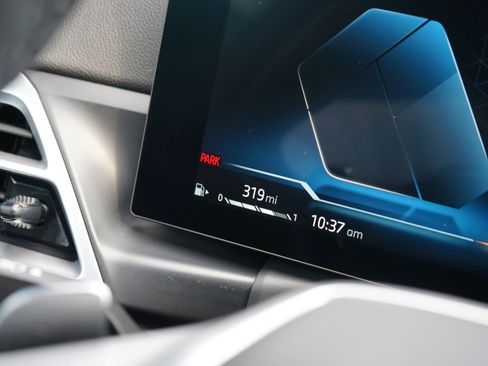 Used 2025 BMW 330i xDrive Sedan w/ Convenience Package image 39