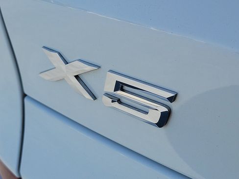 Used 2023 BMW X5 sDrive40i w/ M Sport Package RWD image 7