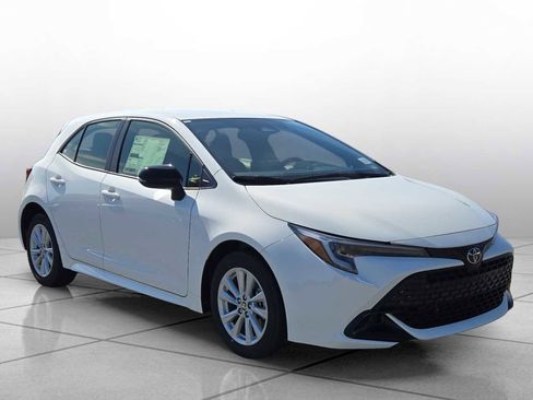 New 2026 Toyota Corolla SE image 2