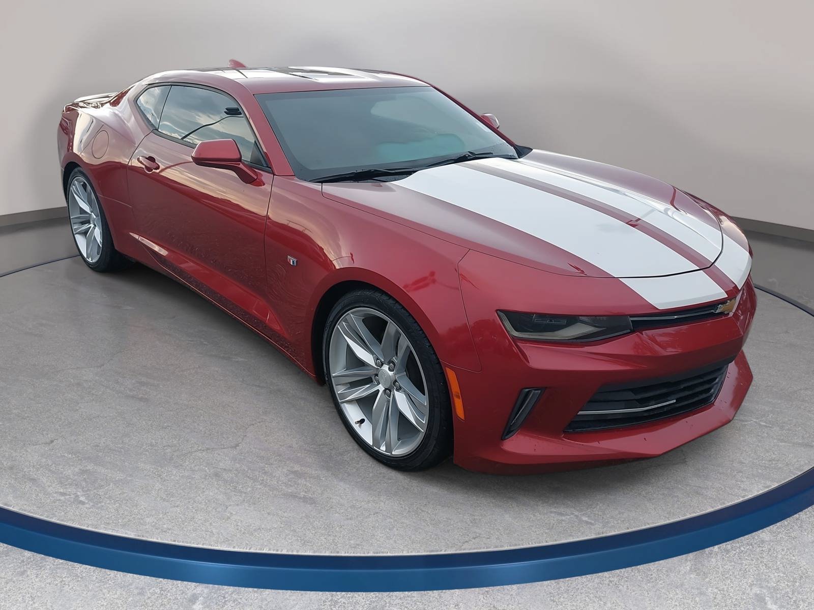 Used 2018 Chevrolet Camaro LT w/ RS Package RWD image 3