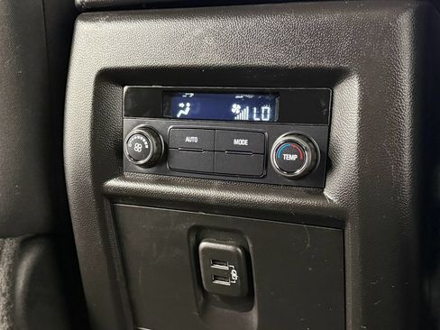 Used 2023 Chevrolet Traverse LT w/ LPO, Floor Liner Package AWD/4WD image 26