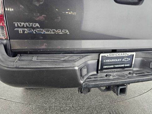 Used 2013 Toyota Tacoma 4x4 Double Cab w/ TRD Sport Pkg image 13