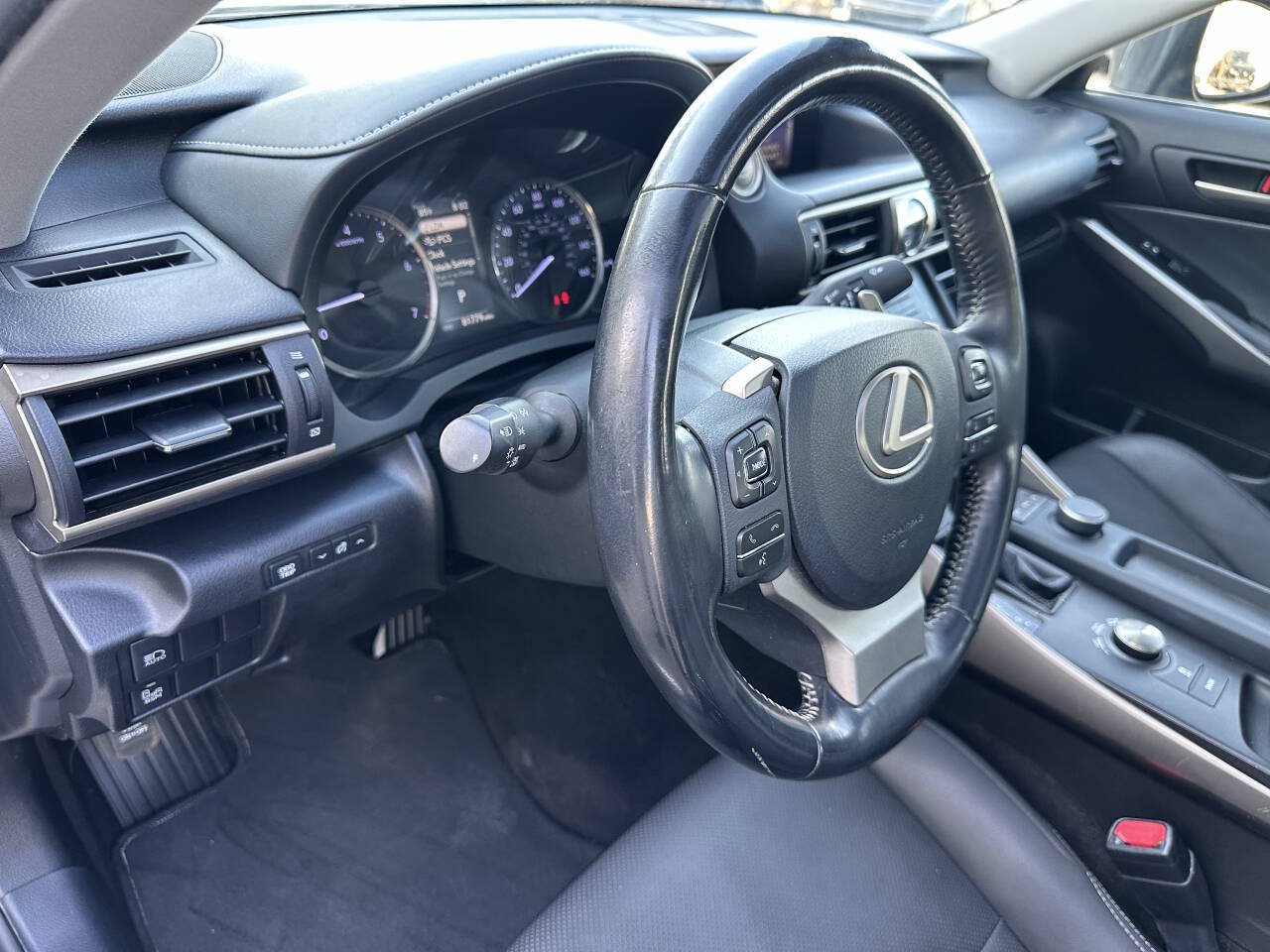 Used 2017 Lexus IS 300 AWD w/ Premium Package image 12