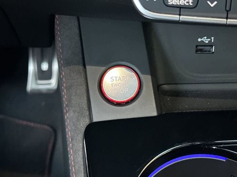 Used 2022 Audi RS 5 w/ Black Optic Carbon Package image 20