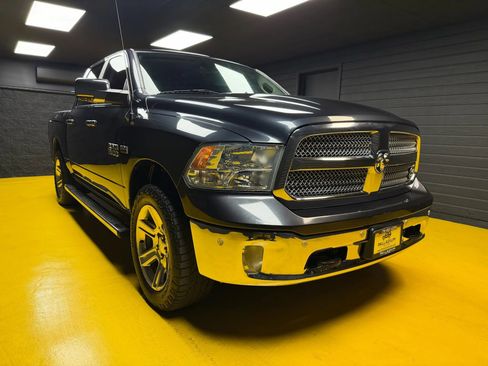 Used 2018 RAM 1500 Lone Star image 3