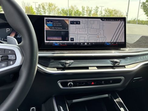 Used 2026 BMW X5 sDrive40i w/ M Sport Package image 31