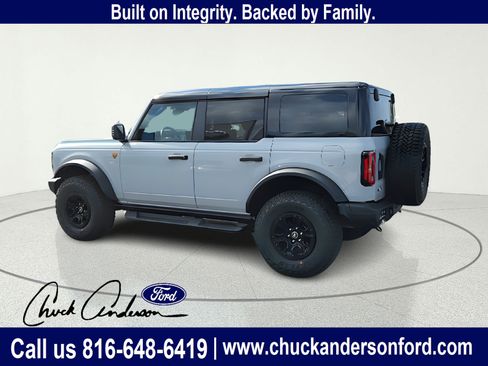 New 2026 Ford Bronco Badlands w/ Sasquatch Package AWD/4WD image 5
