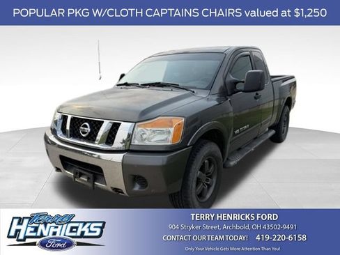 Used 2008 Nissan Titan SE AWD/4WD image 1