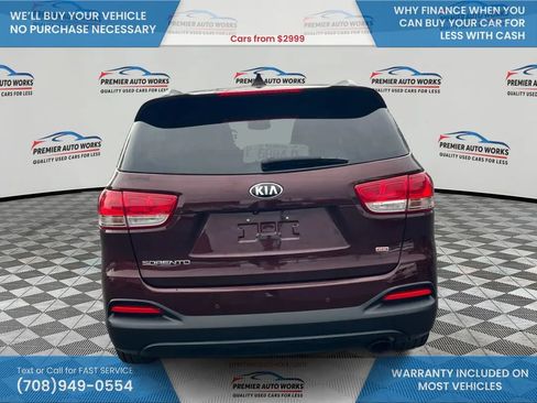 Used 2017 Kia Sorento AWD w/ LX Convenience Package image 5