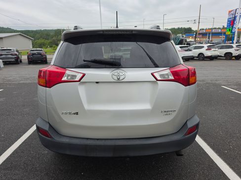 Used 2013 Toyota RAV4 Limited AWD/4WD image 4